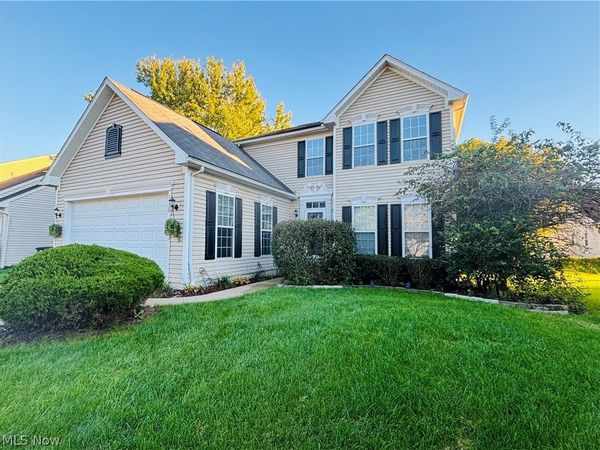 1930 Northgate Circle , Akron, OH 44320