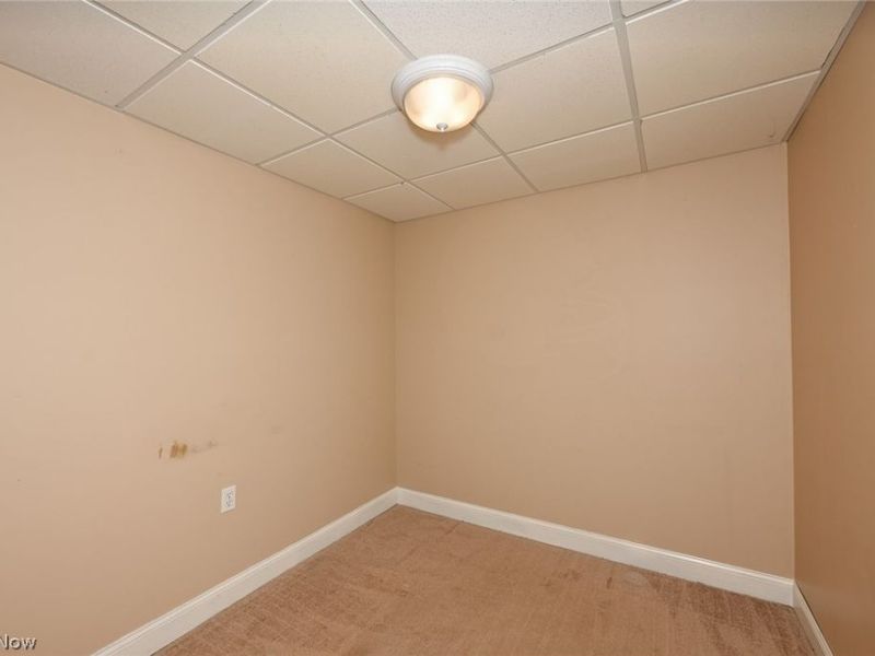 1930 Northgate Circle, Akron, OH 44320 Photo 27
