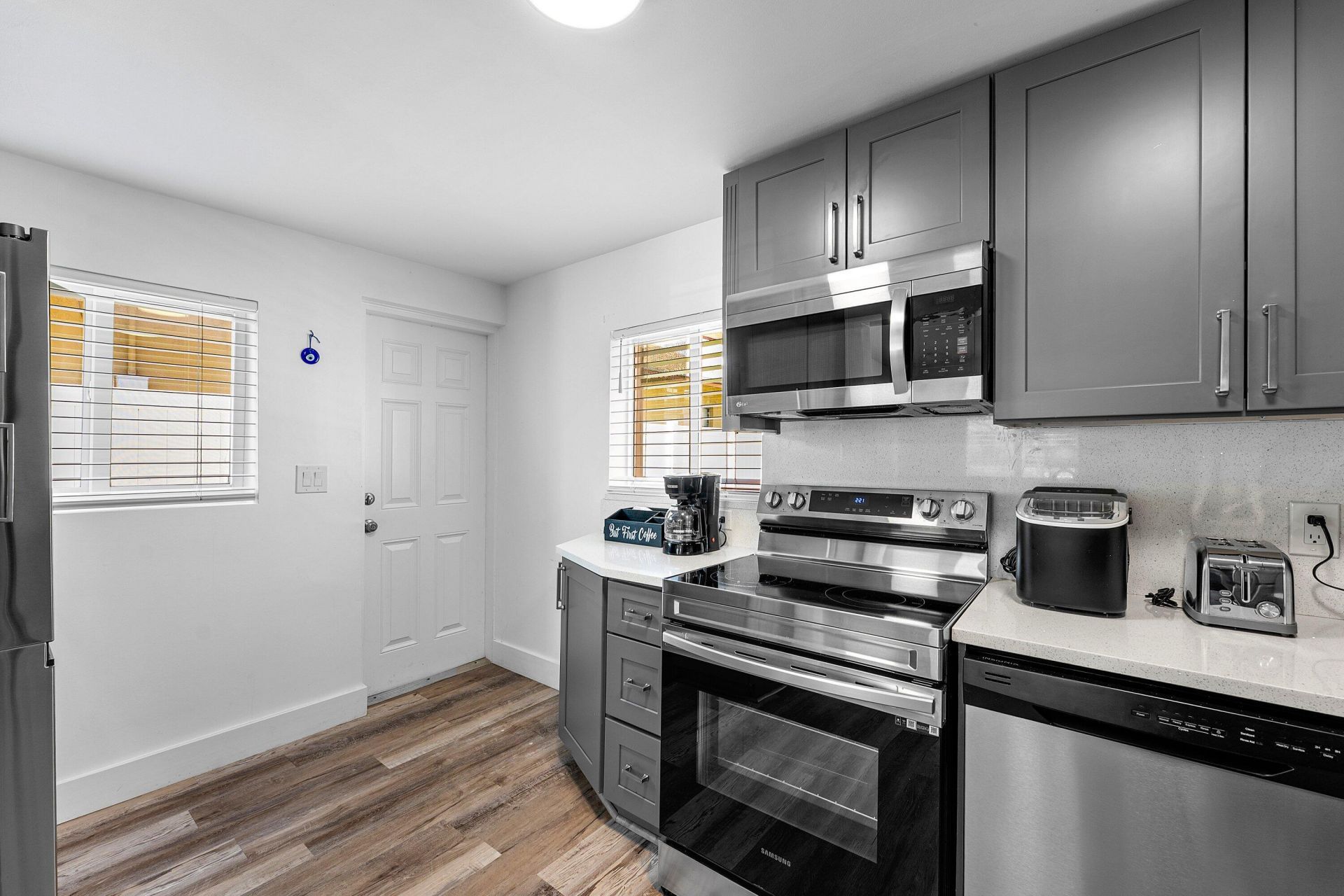 161 NE 15th Terrace, Boca Raton, FL 33432 Photo