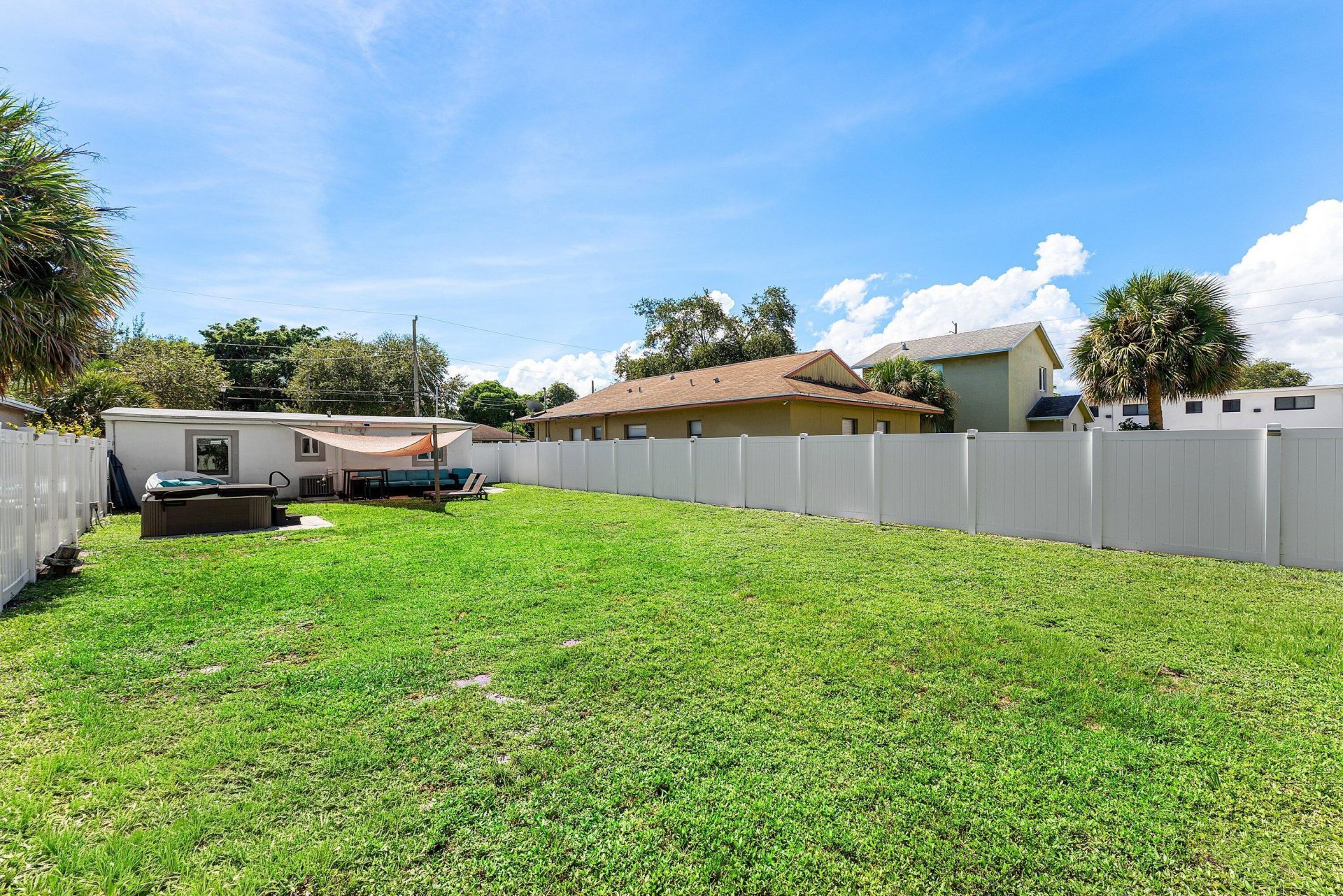 161 NE 15th Terrace, Boca Raton, FL 33432 Photo