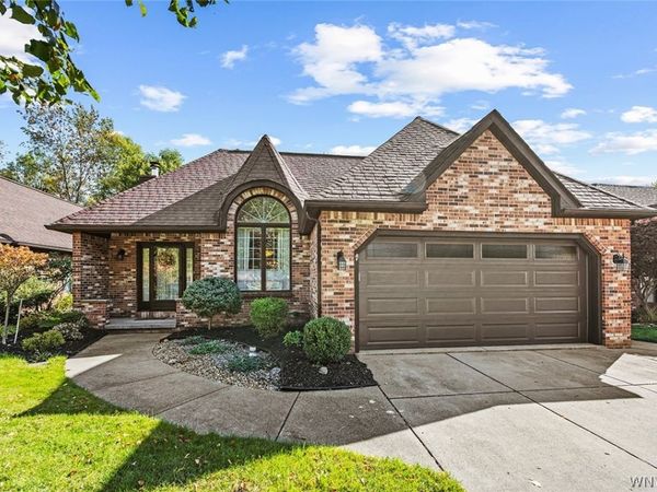 55 Bradfield Drive , East Amherst, NY 14051