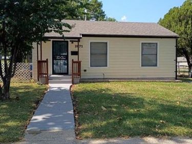 2671 Moffatt Avenue , Dallas, TX 75216