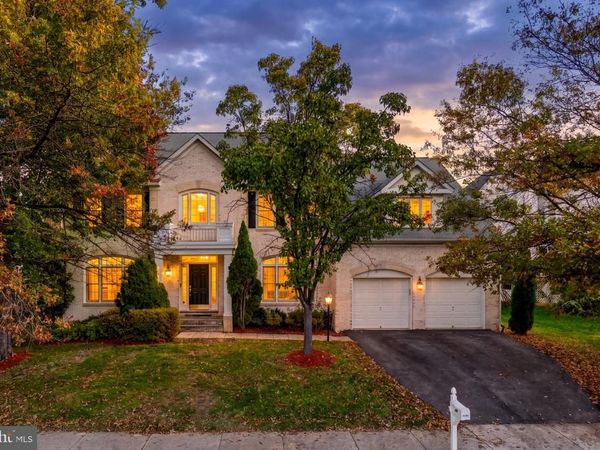 8302 WOLFTRAP ROAD, VIENNA, VA 22182