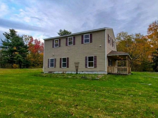 251 Green Valley Road , Stockton Springs, ME 04981