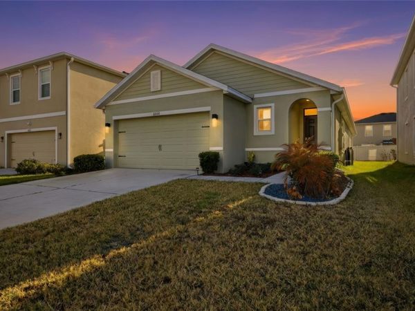 8204 PELICAN REED CIRCLE , WESLEY CHAPEL, FL 33545