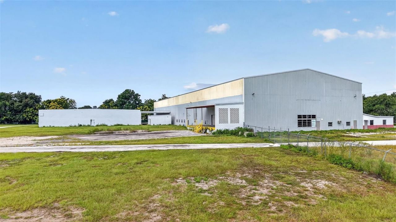 2628 Us Highway 441/27, Fruitland Park, FL 34731 Photo