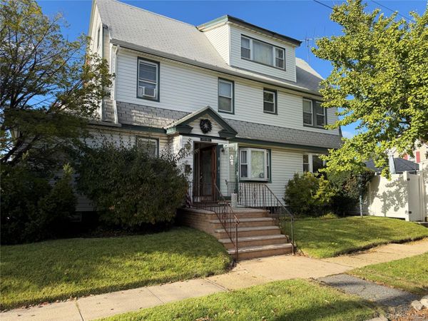 21701 91st Avenue , Queens Village, NY 11428
