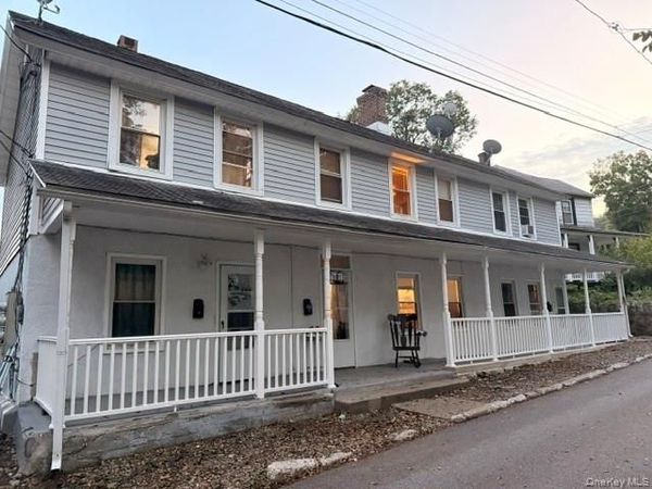 18 Wyandotte Avenue, Highland Falls, NY 10928