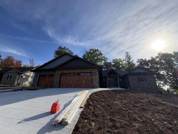1104 PINECREST ROAD, Green Bay, WI 54313