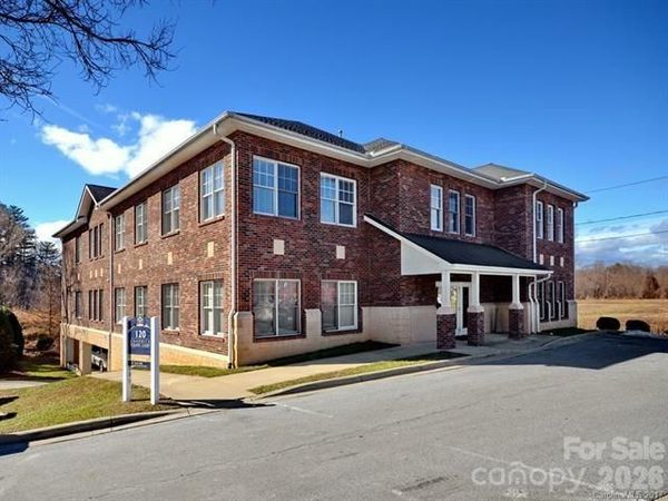 120 Chadwick Square Court , Unit A, Hendersonville, NC 28739