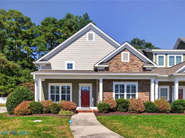6932 Colemans Crossing Avenue , Hayes, VA 23072