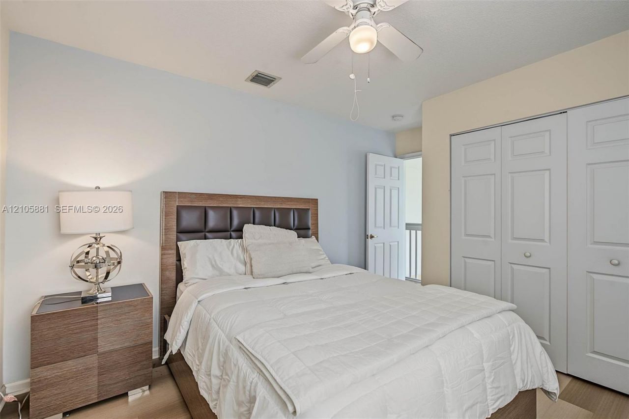 1588 SW 191st Ave , Pembroke Pines, FL 33029 Photo