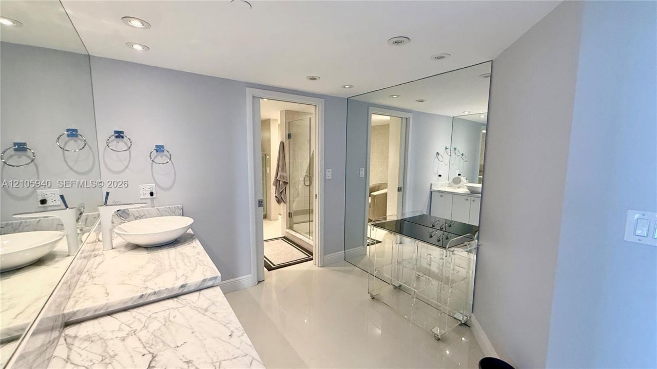 19707 Turnberry Way, Unit TH-6, Aventura, FL 33180 Photo