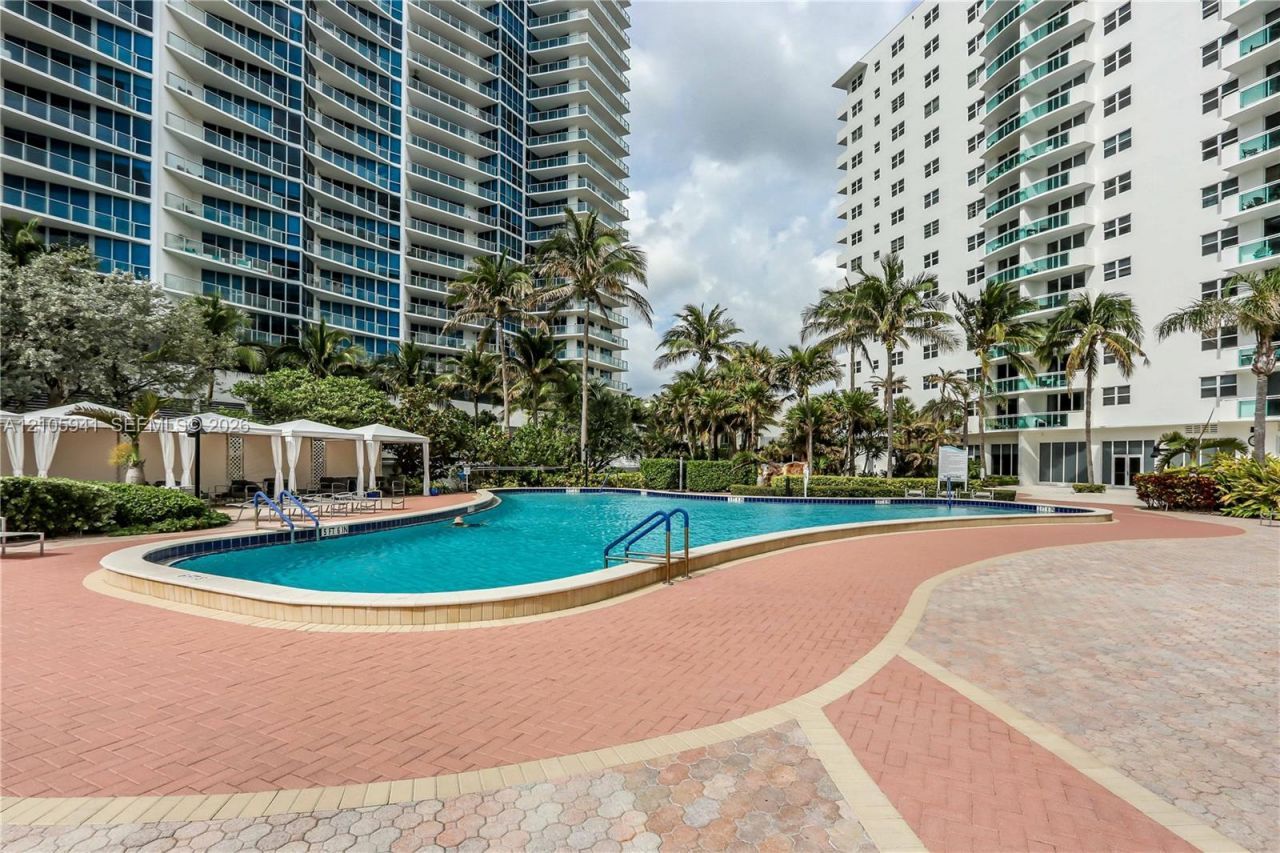 3001 S Ocean Dr , Unit 411, Hollywood, FL 33019 Photo