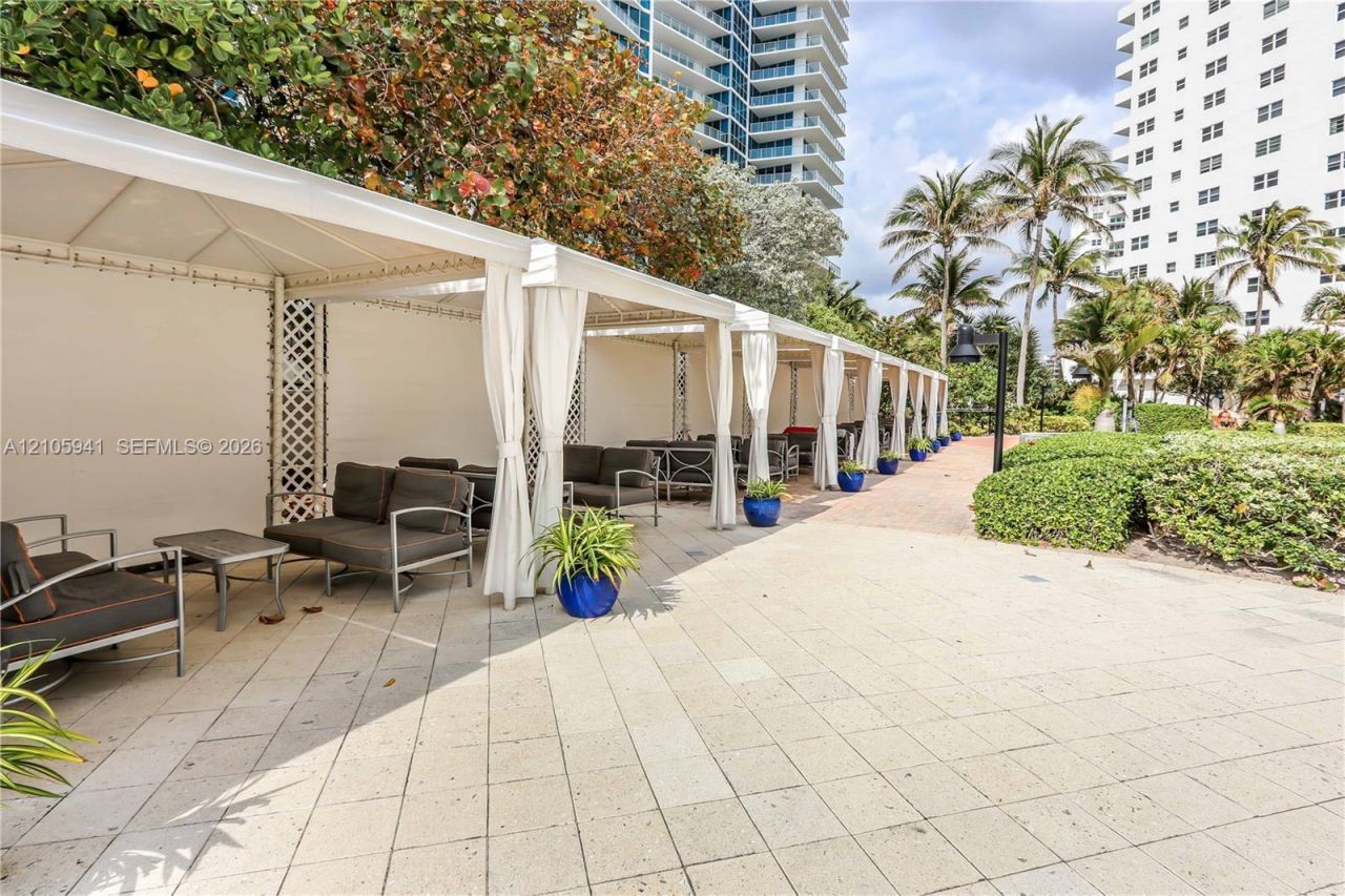 3001 S Ocean Dr , Unit 411, Hollywood, FL 33019 Photo