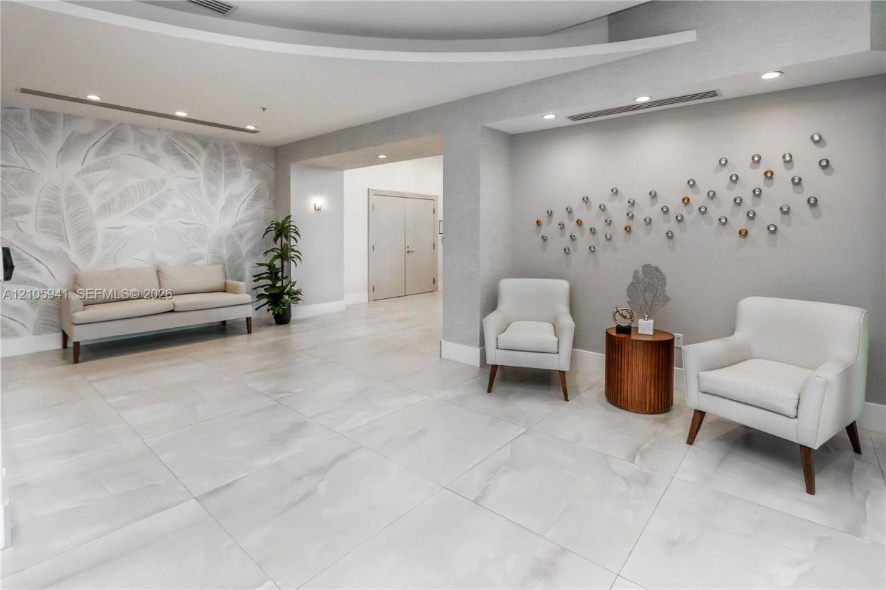 3001 S Ocean Dr , Unit 411, Hollywood, FL 33019 Photo