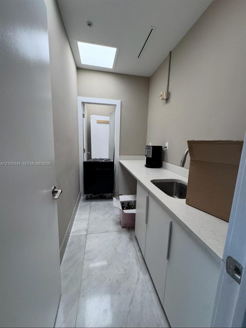 175 SW 7th St , Unit 2208, Miami, FL 33130 Photo