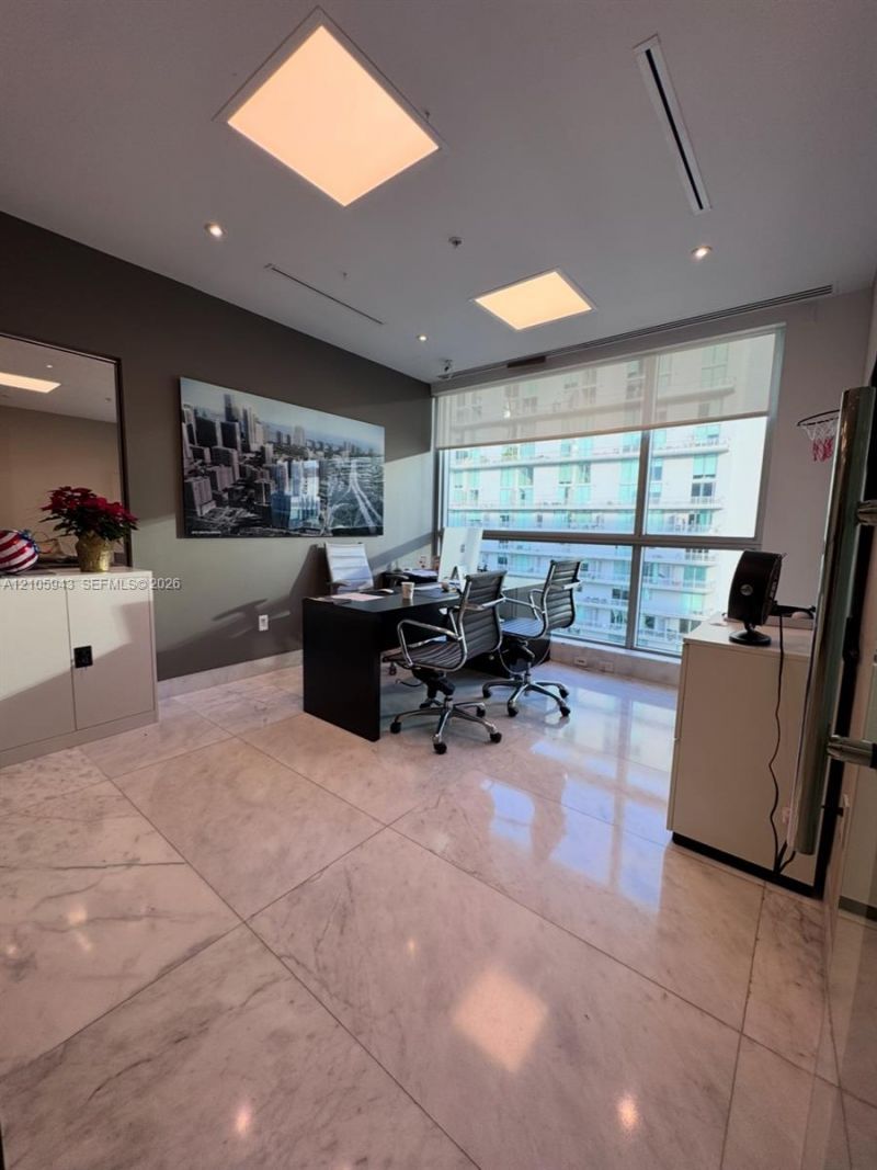 175 SW 7th St , Unit 2208, Miami, FL 33130 Photo
