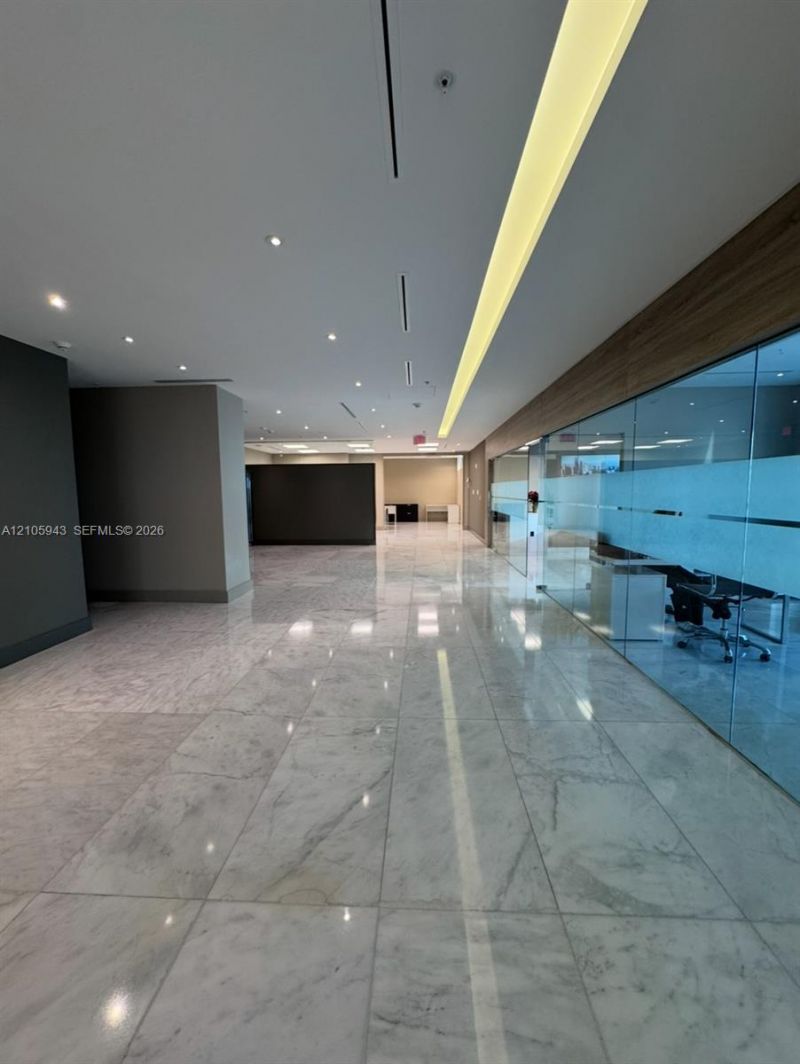175 SW 7th St , Unit 2208, Miami, FL 33130 Photo