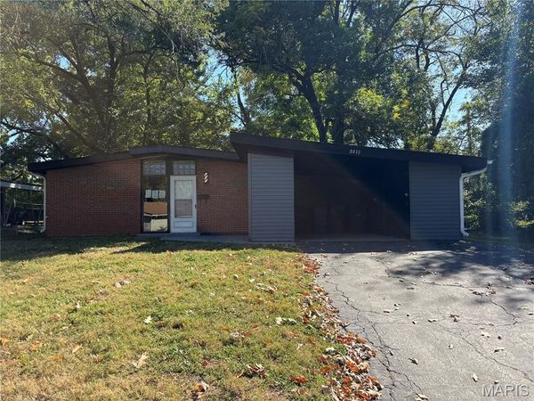 8410 Bayberry Drive , Berkeley, MO 63134