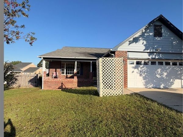 8432 Frenchorn Lane, Fayetteville, NC 28314