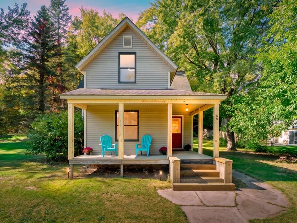 166 N West Street, Coloma, MI 49038