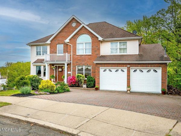 15 Alexander Court, South River, NJ 08882