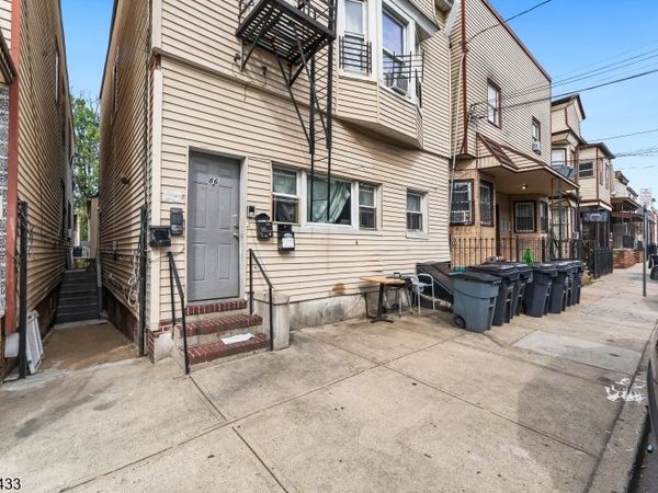 86 Highland Ave, Newark, NJ 07104