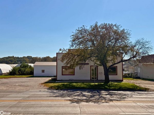 1409 4th Avenue S, Denison, IA 51442