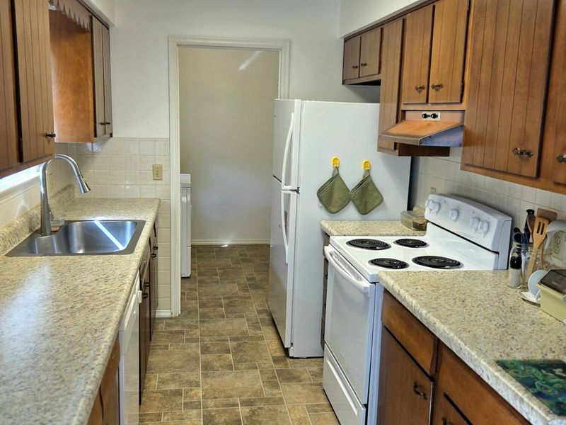 114 Littlejohn Road, Troy, OH 45373 Photo 7
