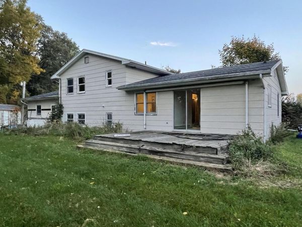 4200 E Clinton Trail, Eaton Rapids, MI 48827