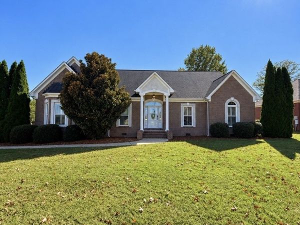 724 Toben Ter N, Lawrenceburg, TN 38464