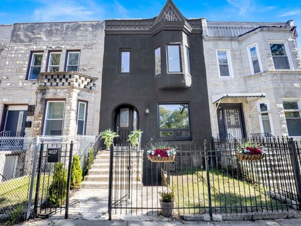 4627 S Saint Lawrence Avenue , Chicago, IL 60653