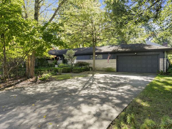 28970 Oak Grove Drive, Elkhart, IN 46514