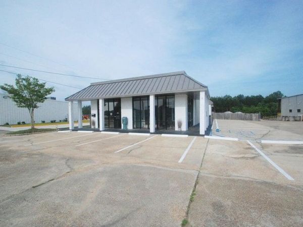 5267 Old Hwy 11, Hattiesburg, MS 39402