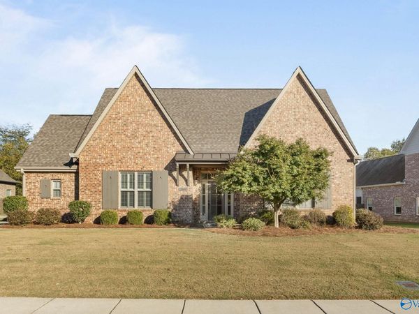 2844 Natures Cove Drive, Owens Cross Roads, AL 35763