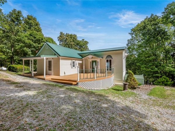 13988 Hazel Valley Road , Fayetteville, AR 72701