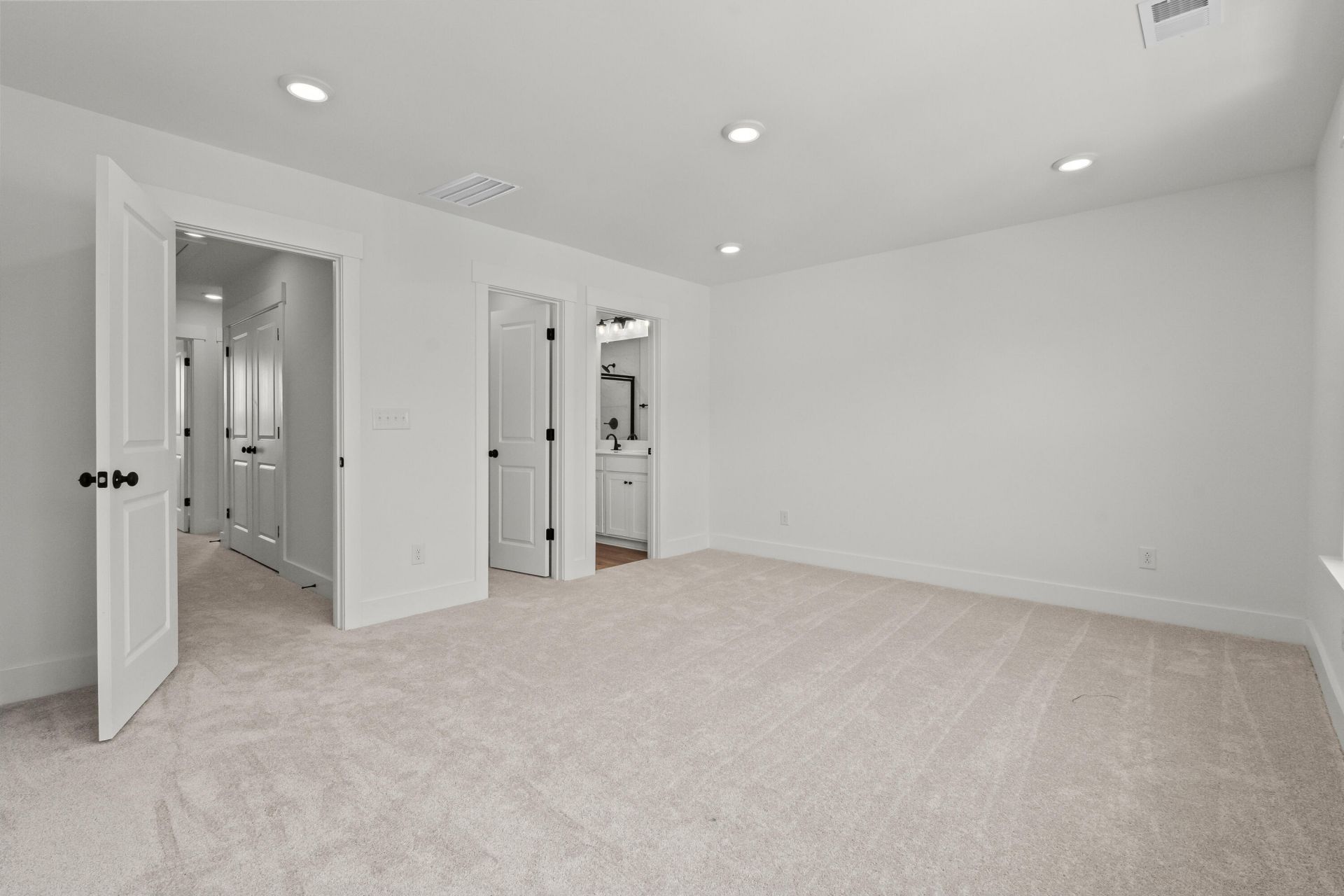 4079 Saint Johns Avenue Photo 13