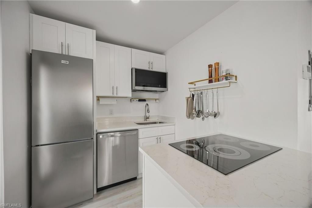 683 100th Ave N, Naples, FL 34108 Photo