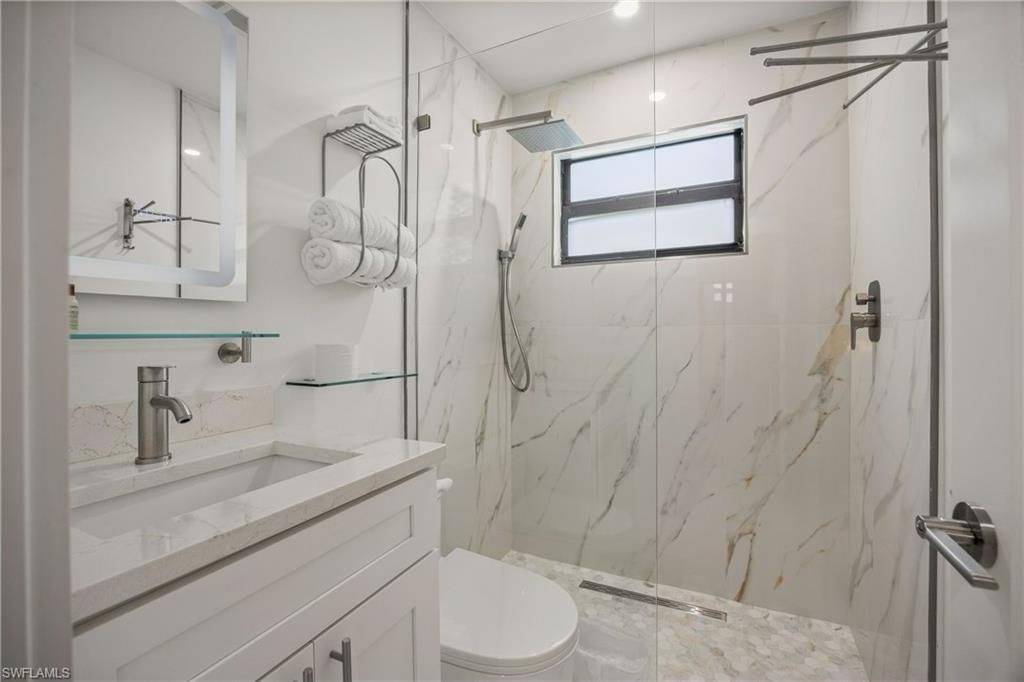 683 100th Ave N, Naples, FL 34108 Photo