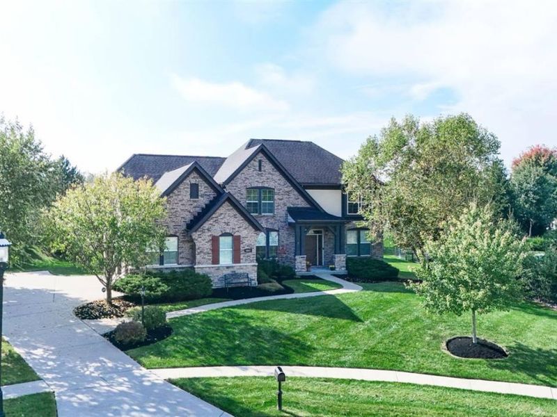 6807 Trailview Close, Hamilton Township, OH 45039 Photo 2
