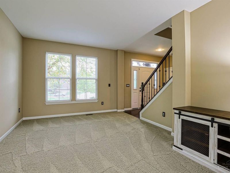 6807 Trailview Close, Hamilton Township, OH 45039 Photo 9