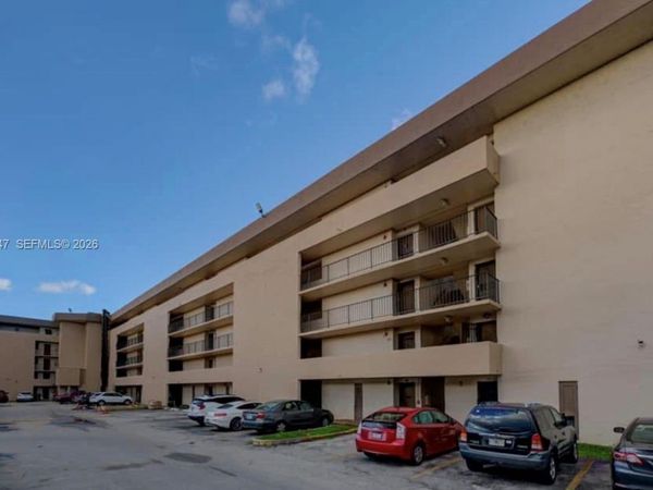 870 NW 87th Ave , Unit 409, Miami, FL 33172