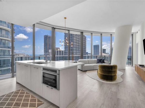 55 SW 9th St , Unit 4403, Miami, FL 33130