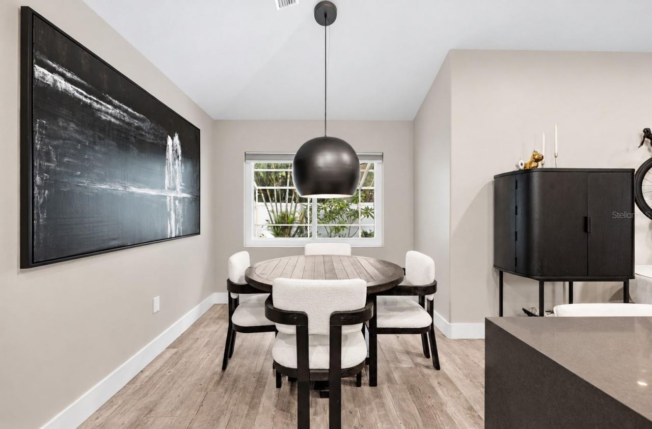 4321 74th Avenue E, Sarasota, FL 34243 Photo