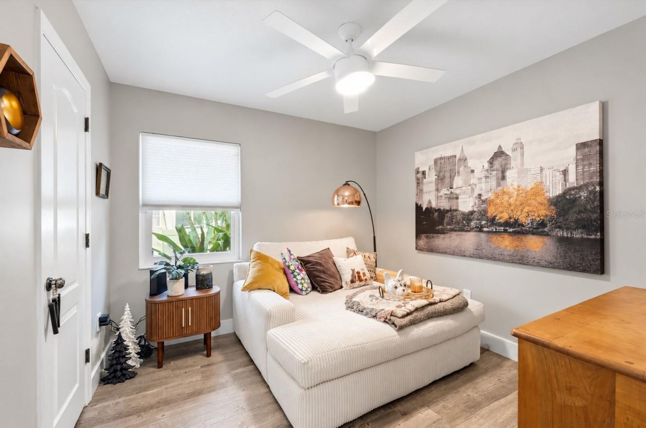 4321 74th Avenue E, Sarasota, FL 34243 Photo