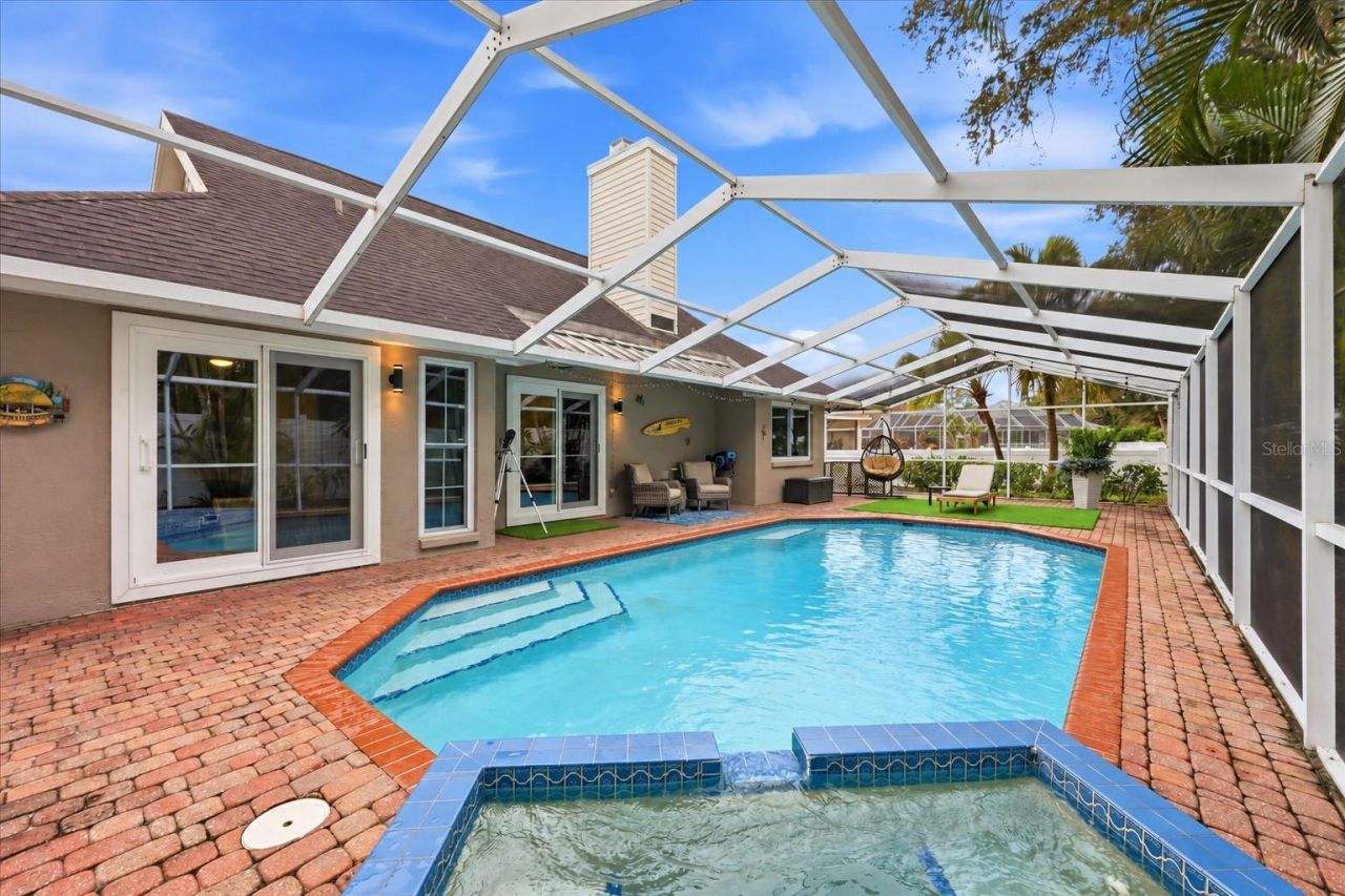 4321 74th Avenue E, Sarasota, FL 34243 Photo