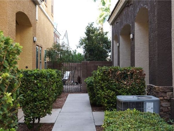 9303 Gilcrease Ave , Unit 1010, Las Vegas, NV 89149