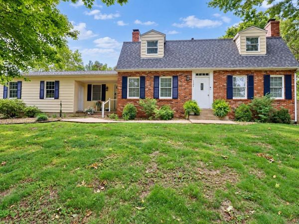 1104 Indian Creek Drive, Lebanon, MO 65536