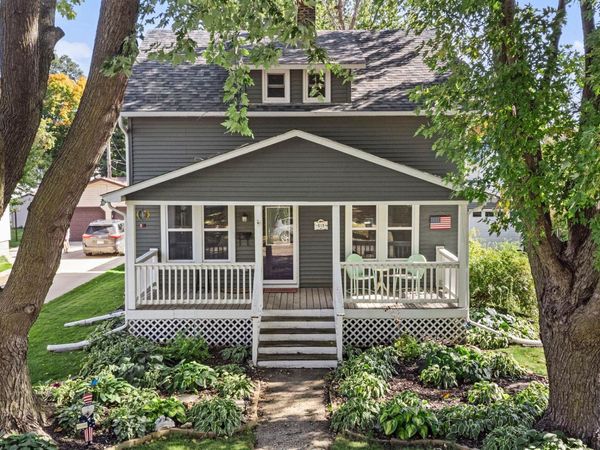 819 S Grove Avenue, Owatonna, MN 55060
